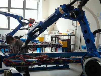 Multiple welding stations on organized workshop floor